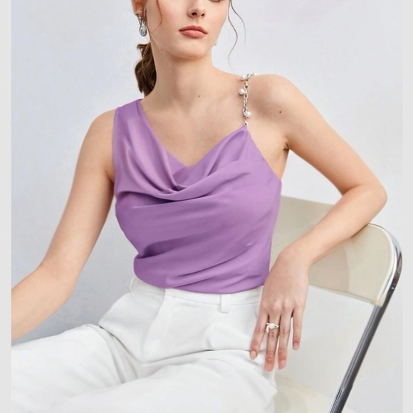 Luxe chain detail asymmetrical neck cami top - Picture 9 of 14